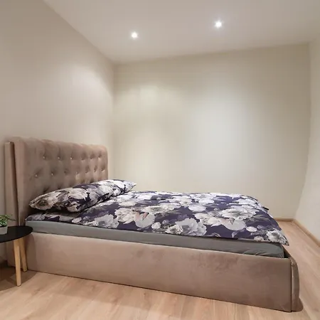 Cozy&chic - A Luxury And Spacious In The Heart Of Apartment Riga